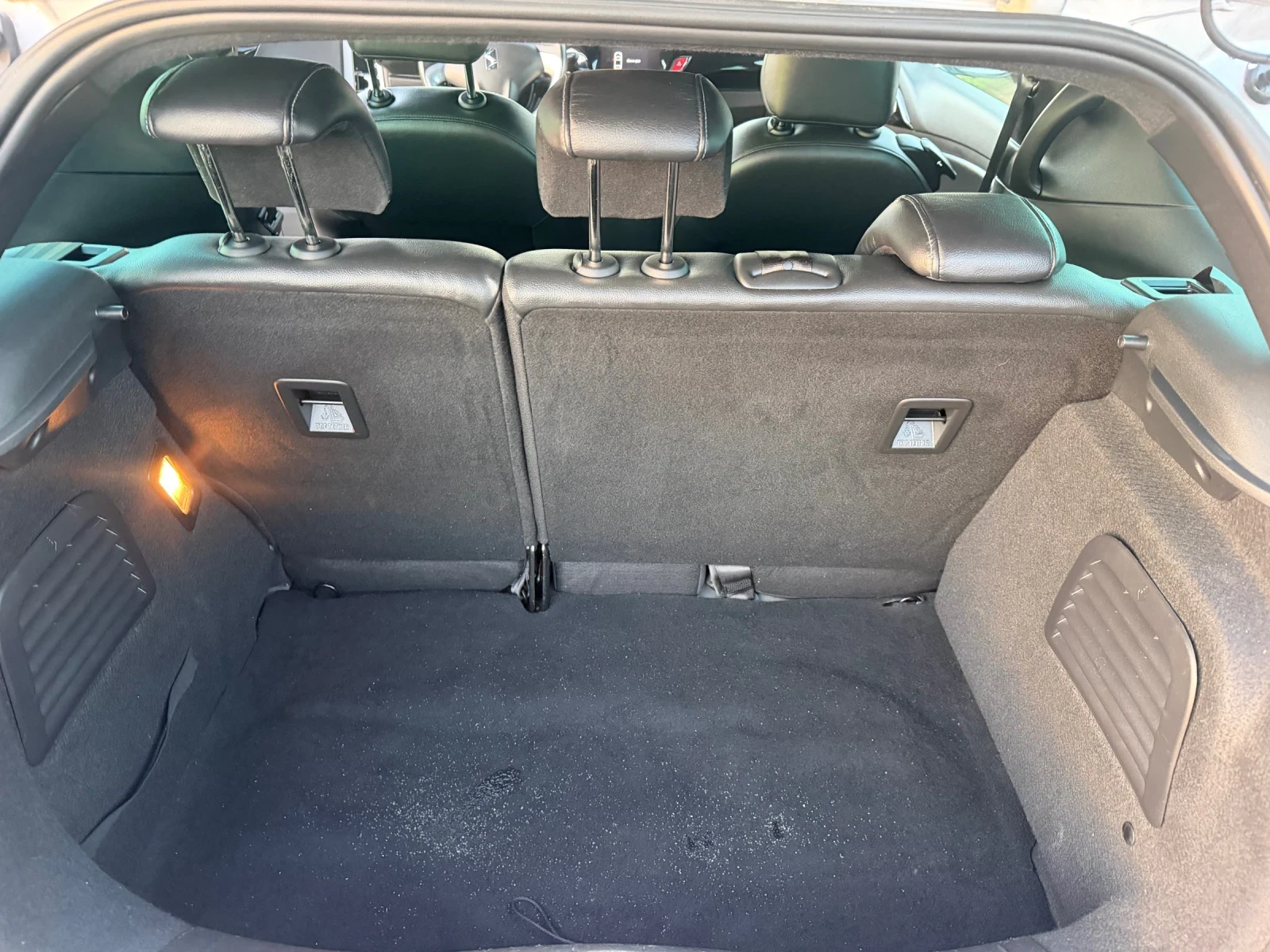 Citroen DS3 1.5-150 kc-Benzin Avtomat Individual Top, снимка 17 - Автомобили и джипове - 55894124