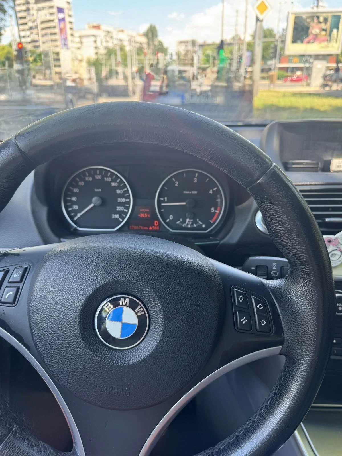 BMW 118 WBAUD71010P313320, снимка 6 - Автомобили и джипове - 56261726