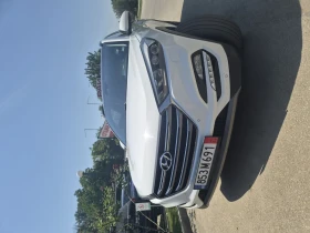 Hyundai Tucson 2.0 CRDI 4Х4 Vertex 2015 авт. 185 кс.Панорама Швей, снимка 2