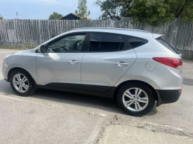     Hyundai IX35 2.0 AUTOMAT GAS TUV KEYLESS