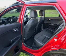 Kia Stonic PLATINUM EDITION FULL 120kc.T-GDI CARPLAY WAZE, снимка 8