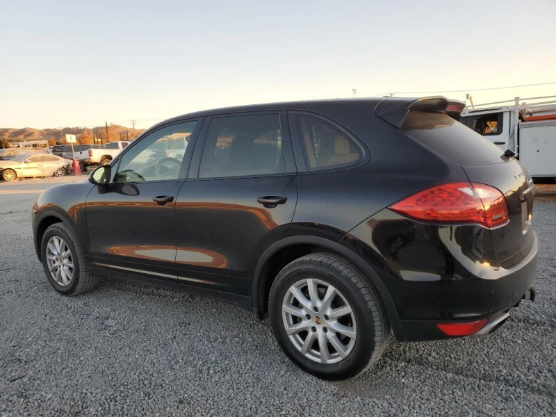 Porsche Cayenne, снимка 2 - Автомобили и джипове - 48442601