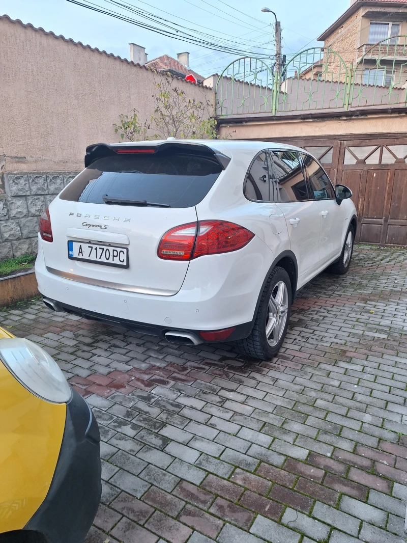 Porsche Cayenne ХИБРИД , снимка 2 - Автомобили и джипове - 52895542