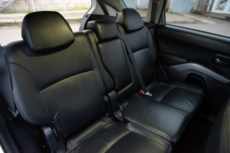 Mitsubishi Outlander 2.2 DID (peugeot), снимка 9 - Автомобили и джипове - 53141965