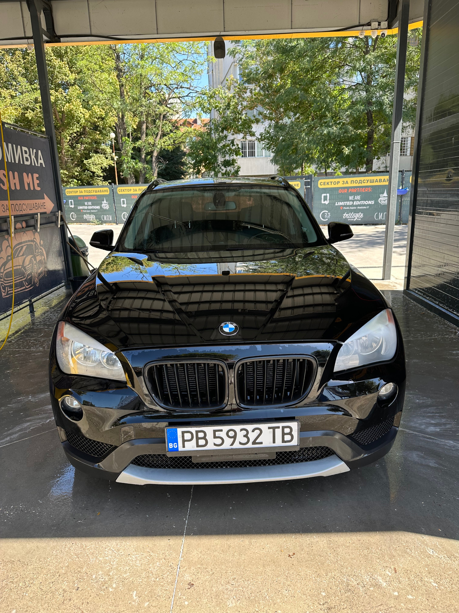 BMW X1 X Drive 28I - изображение 1