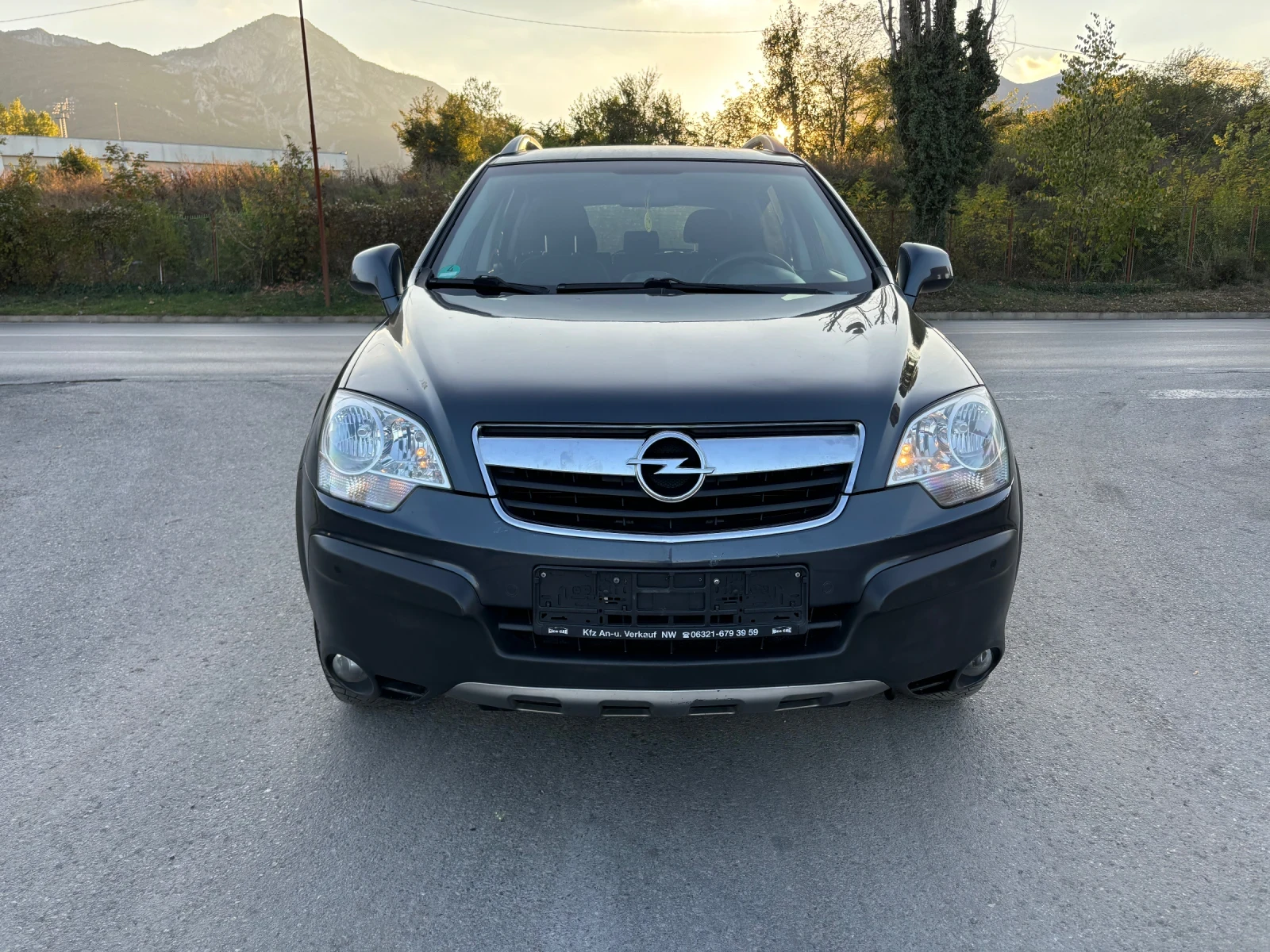 Opel Antara 2.4 Бензин4х4 клима - изображение 2