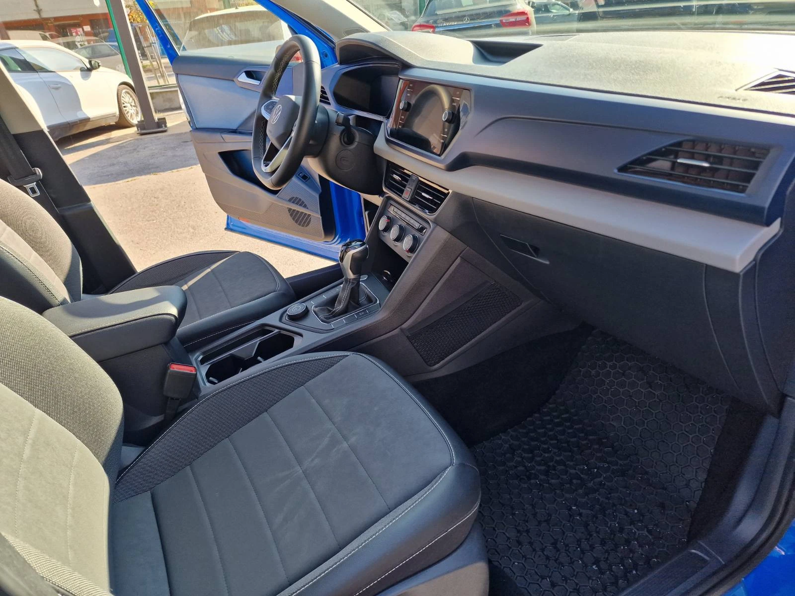 VW Tiguan VW TAOS/ 1.5 BENZ | Mobile.bg   14