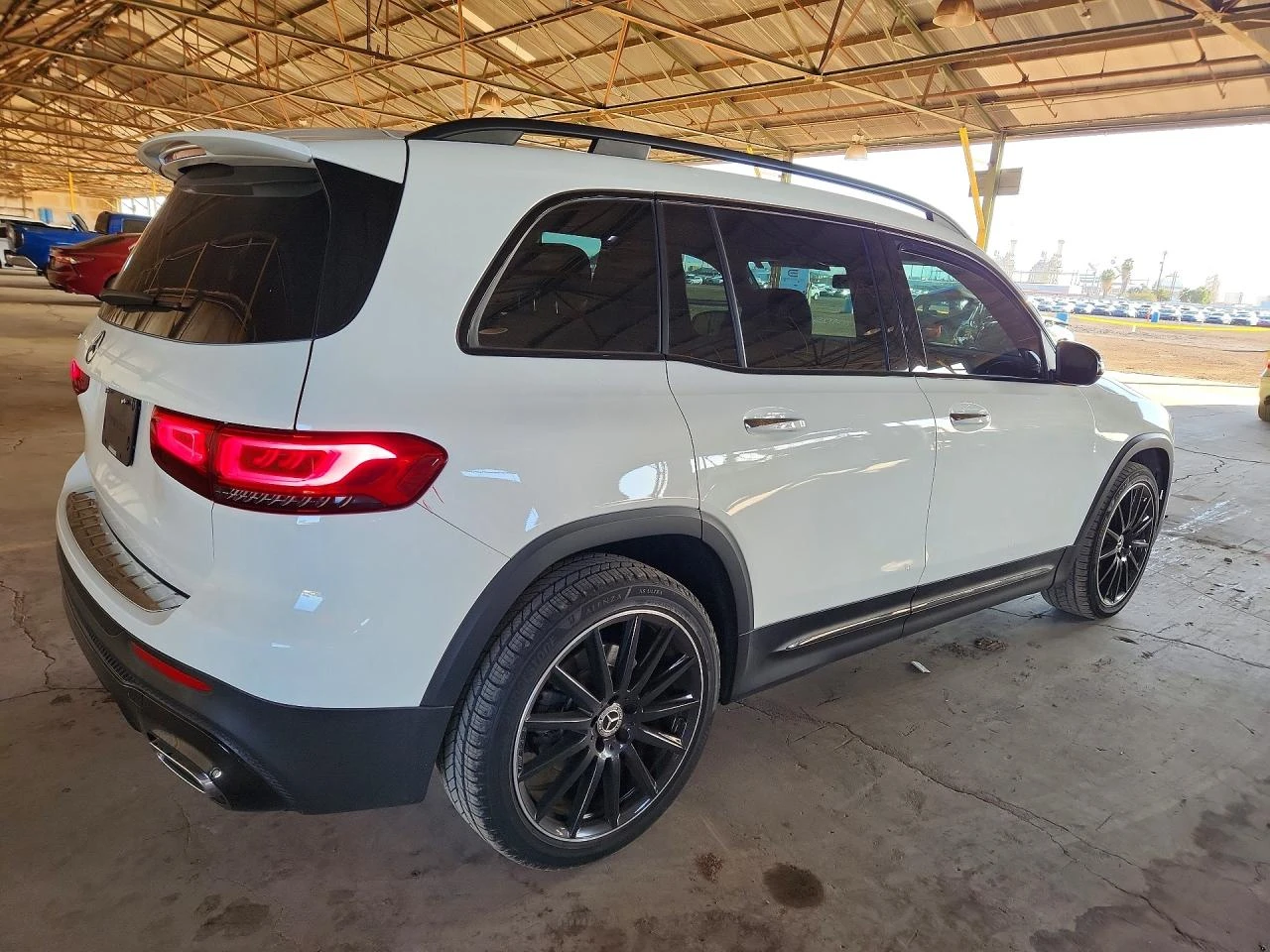 Mercedes-Benz GLB * 250*  | Mobile.bg � ����������� 4