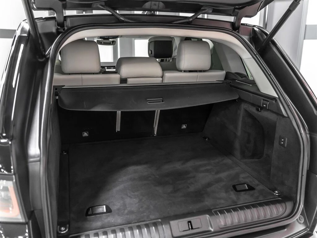 Land Rover Range Rover Sport * * CARFAX * * АВТО КРЕДИТ * * , снимка 11 - Автомобили и джипове - 54003644