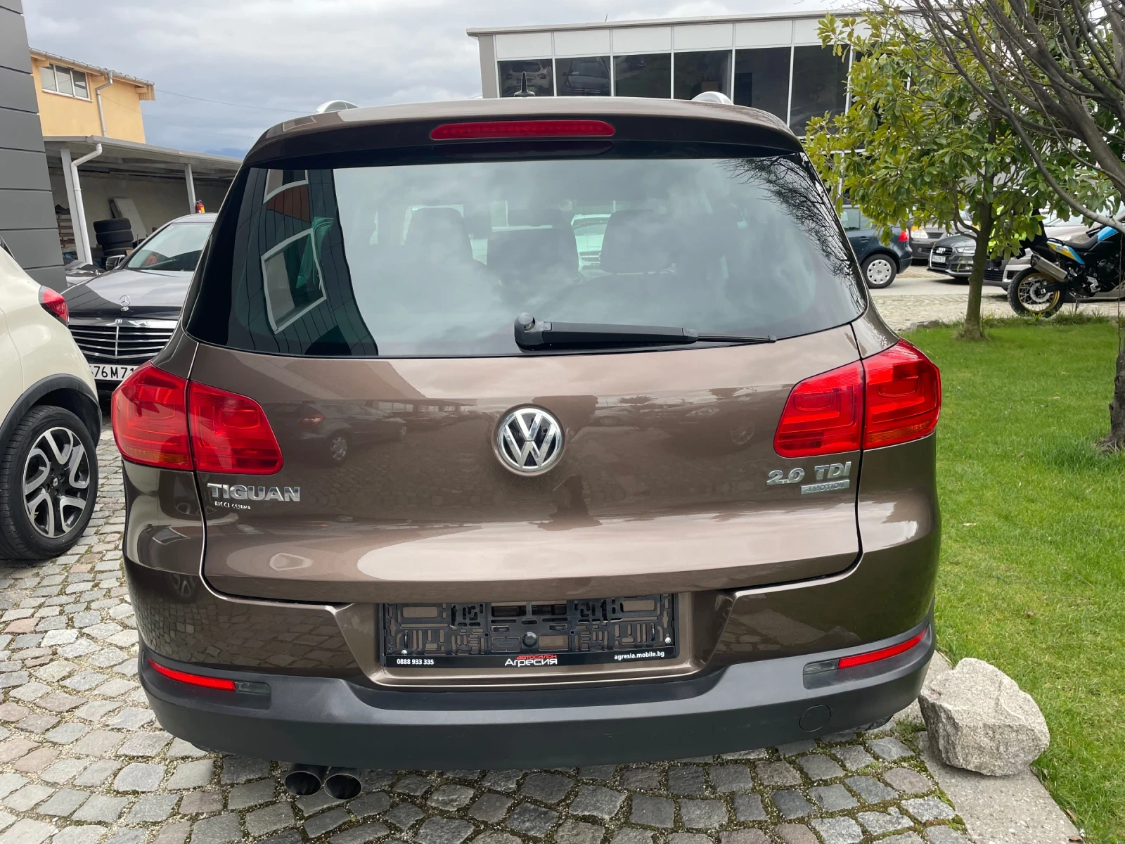 VW Tiguan 2.0tdi 4x4 Automat, снимка 6 - Автомобили и джипове - 54040526