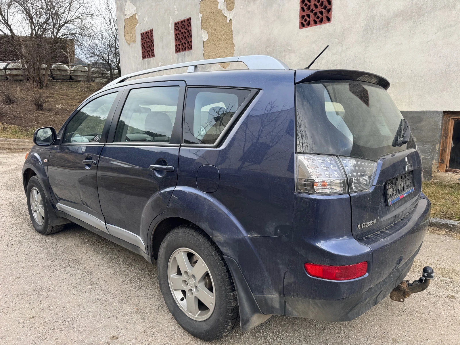 Mitsubishi Outlander 2.0DiD-140к.с., снимка 4 - Автомобили и джипове - 54102733