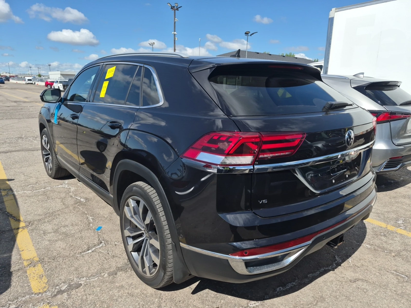 VW Atlas Cross Sport Execline 3.6 FSI AWD, снимка 4 - Автомобили и джипове - 54703046