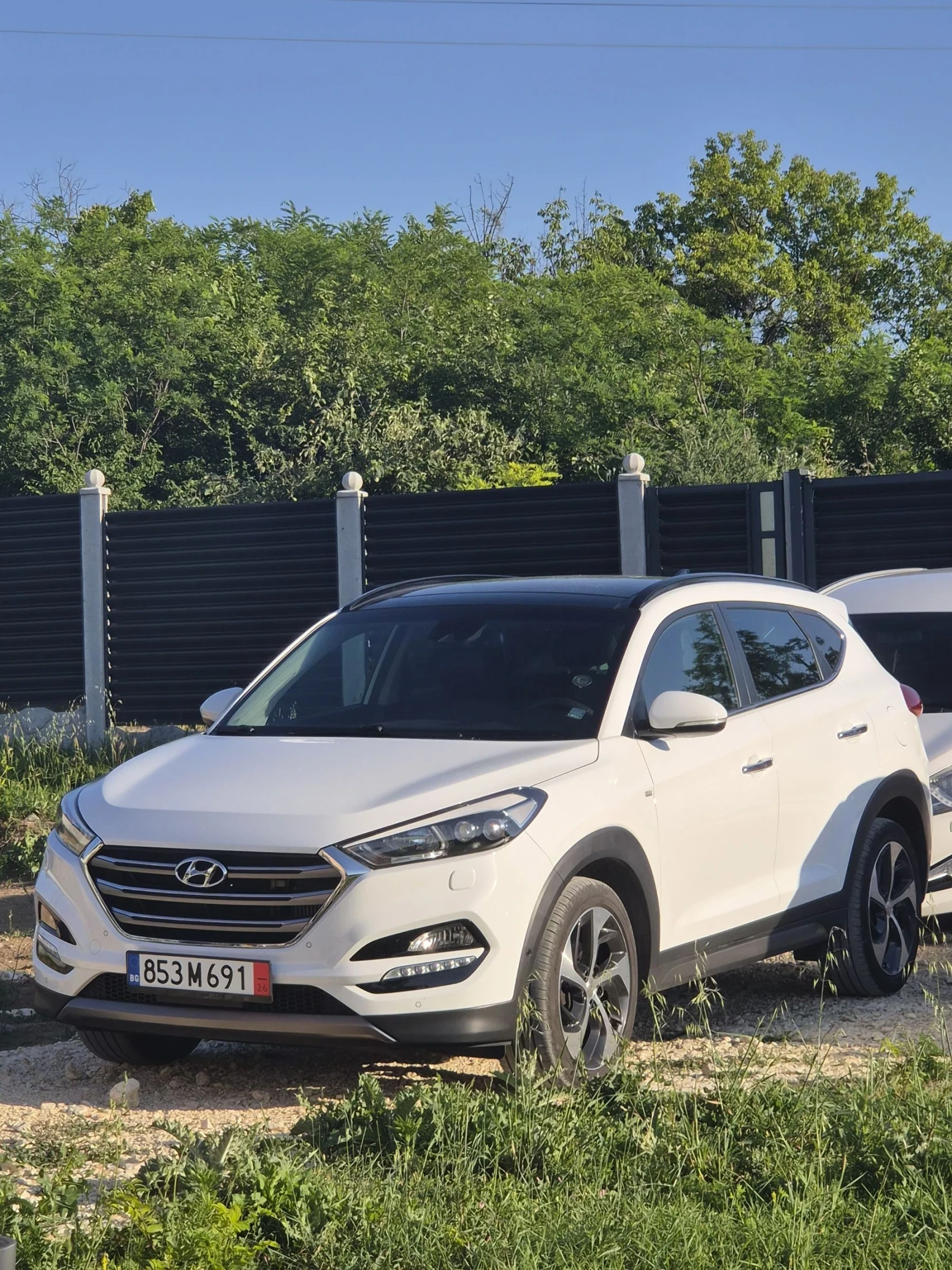 Hyundai Tucson 2.0 CRDI 4Х4 Vertex 2015 авт. 185 кс.Панорама Швей, снимка 9 - Автомобили и джипове - 54842310