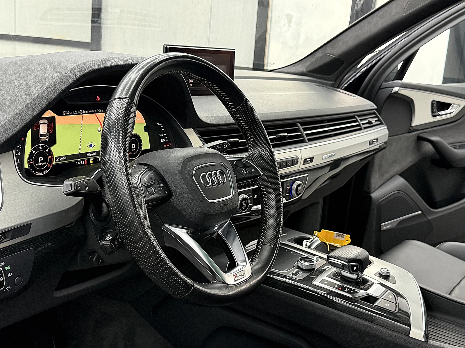 Audi Q7 7-MESTA/PANORAMA/S-line/FUL LED/СОБСТВЕН ЛИЗИНГ, снимка 15 - Автомобили и джипове - 55084796