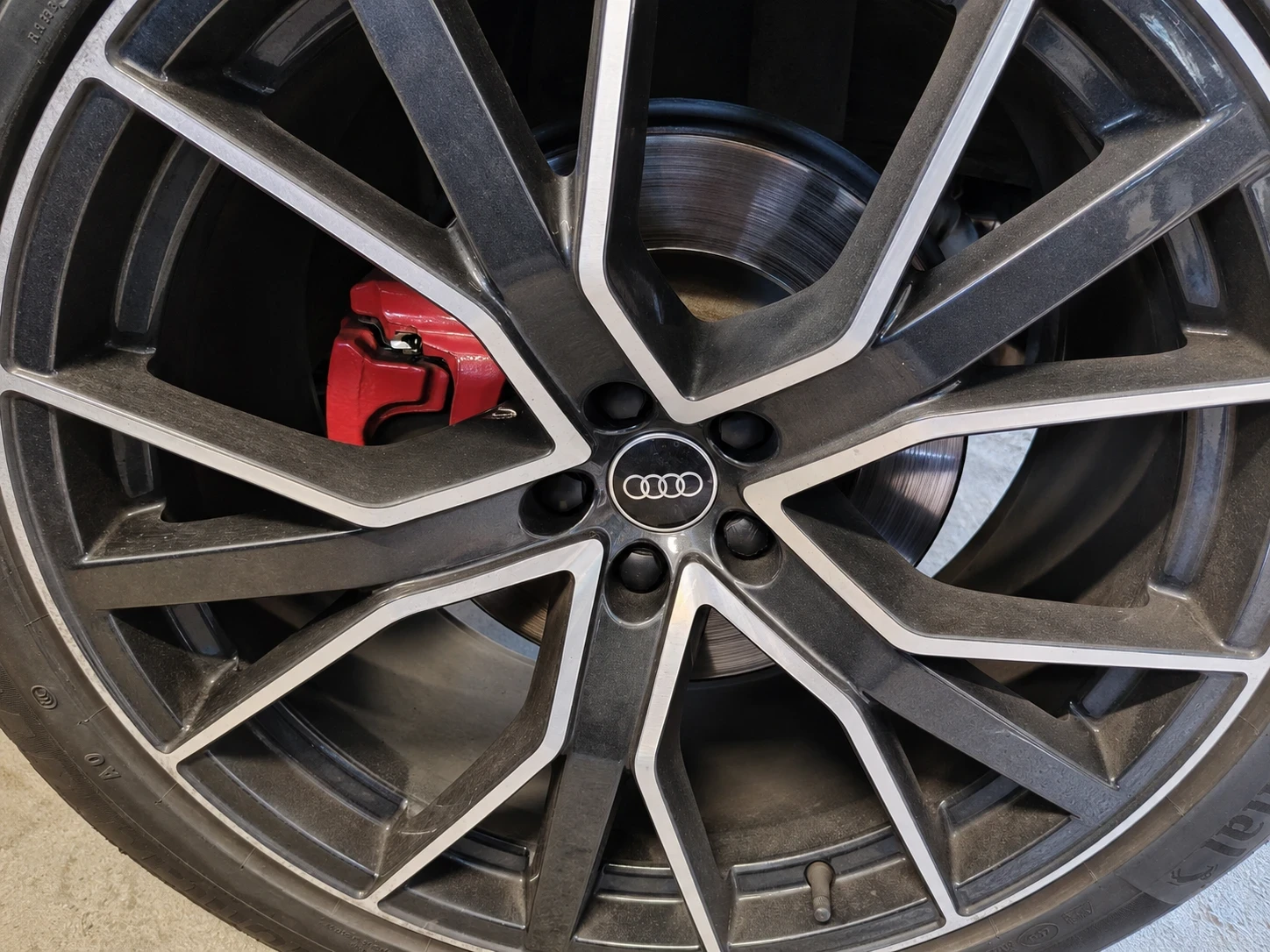 Audi SQ8, снимка 13 - Автомобили и джипове - 55504618