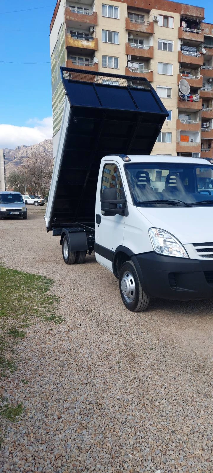 Iveco Daily 3.0 tdi тристранен, снимка 12 - Бусове и автобуси - 49594395