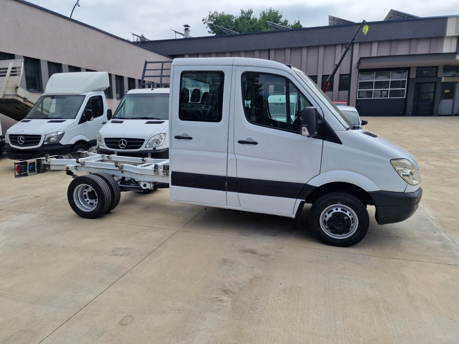 Mercedes-Benz Sprinter 515 7места 3.5т швейцарски  - изображение 6