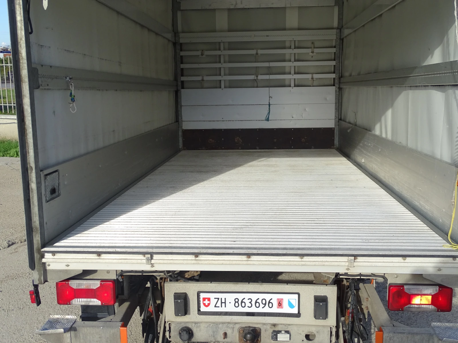 Iveco 35c15 3.0HPI  КАТ. * Б* * ПАДАЩ БОРД* , снимка 9 - Бусове и автобуси - 54710552
