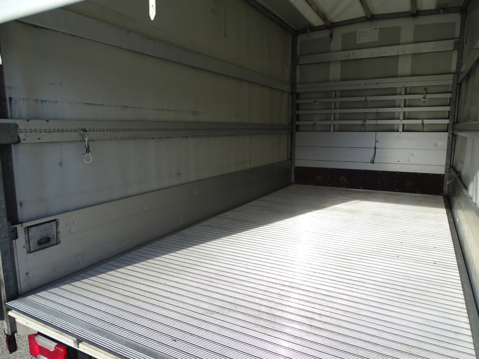 Iveco 35c15 3.0HPI  КАТ. * Б* * ПАДАЩ БОРД* , снимка 10 - Бусове и автобуси - 54710552