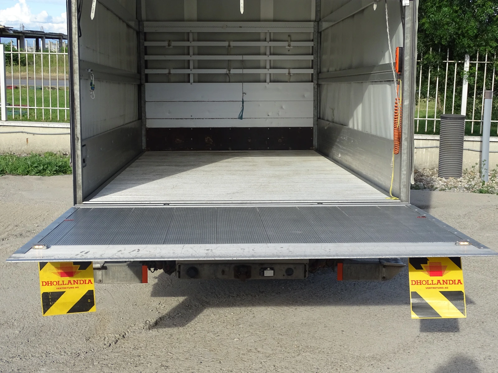 Iveco 35c15 3.0HPI  КАТ. * Б* * ПАДАЩ БОРД* , снимка 7 - Бусове и автобуси - 54710552