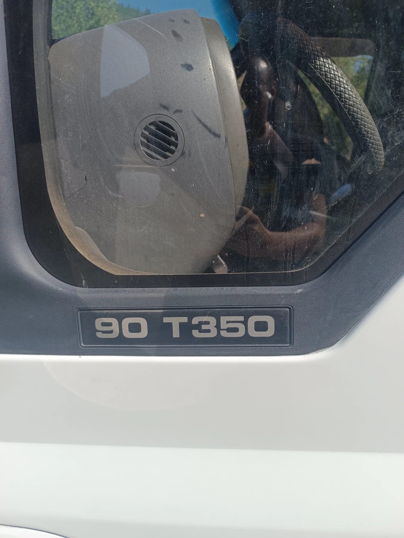 Ford Transit 2400 - изображение 4