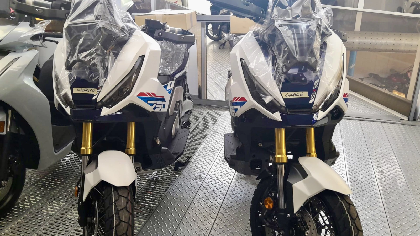 Honda X-ADV 750 Special Edition НОВ 0км.