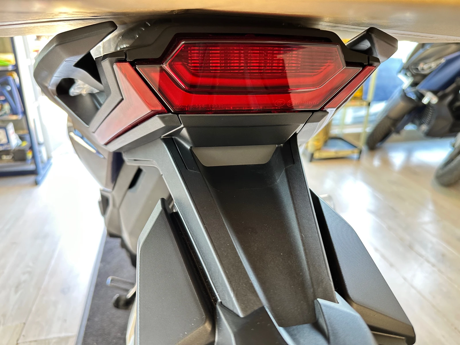 Honda X-ADV 750 Special Edition ��� 0��. | Mobile.bg � ����������� 9