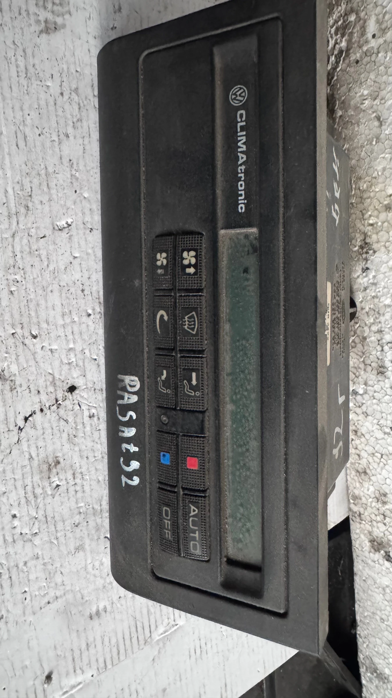   /  /  a VW Passat - 5HB006592-00 / ZSB357907043 | Mobile.bg   1