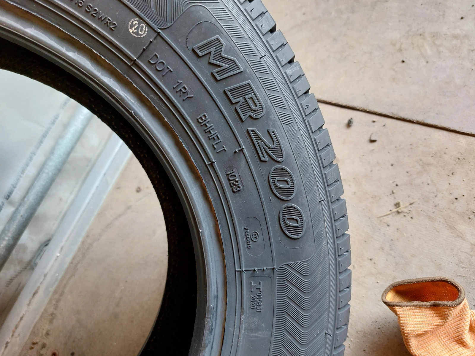 ���� 195/70R15 | Mobile.bg � ����������� 8