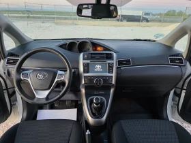Toyota Verso 1.6 VVTI Панорама Климатроник Автопилот, снимка 11