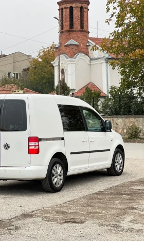 VW Caddy 1.6TDI, снимка 4