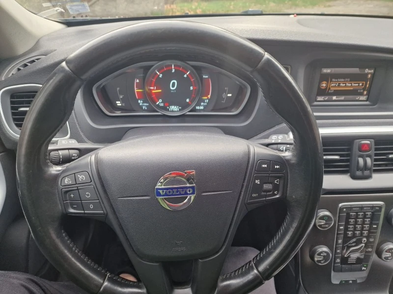 Volvo V40 V40, D3, 150 к, с, 2014г, снимка 9 - Автомобили и джипове - 46603915