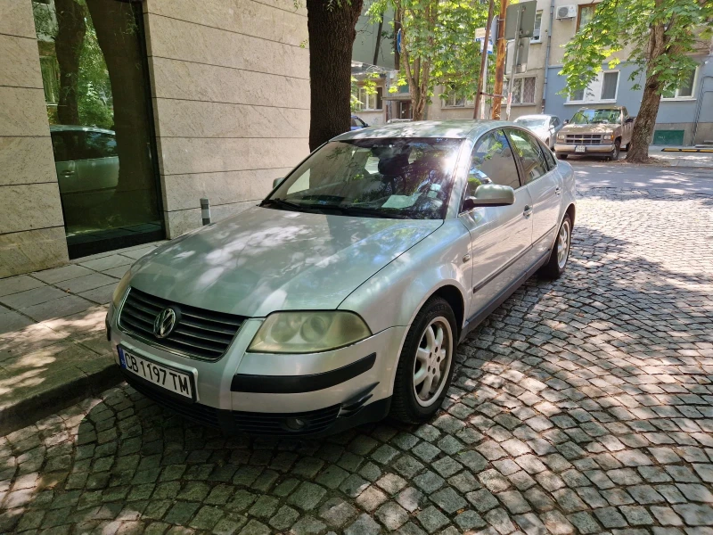 VW Passat 1.9, снимка 1 - Автомобили и джипове - 46847511