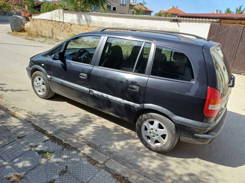 Opel Zafira 1.8 i, снимка 2 - Автомобили и джипове - 47182717