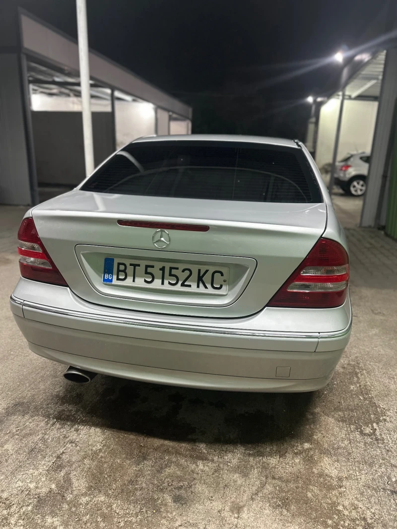 Mercedes-Benz C 200, снимка 6 - Автомобили и джипове - 51000257