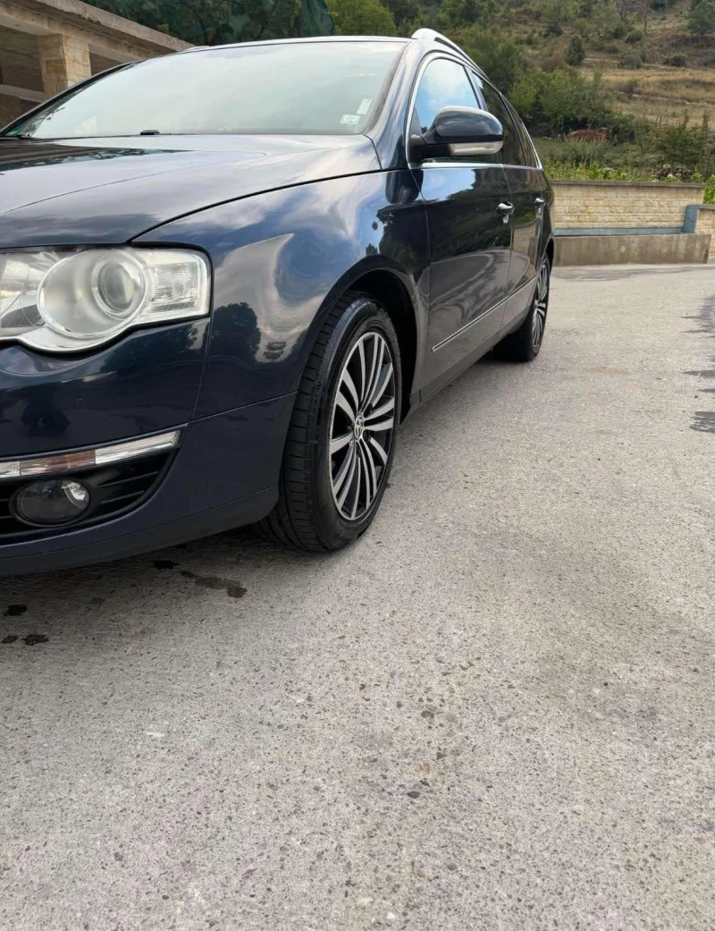 VW Passat, снимка 1 - Автомобили и джипове - 49013351