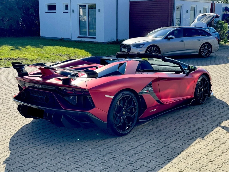 Lamborghini Aventador SVJ ROADSTER/CERAMIC/CARBON/STYLE/SENSONUM/LIFT/, снимка 9 - Автомобили и джипове - 49176667