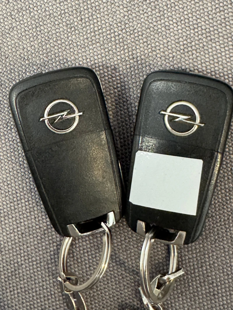 Opel Astra J 1.4 Turbo, снимка 12 - Автомобили и джипове - 52856515