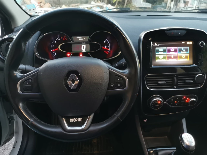 Renault Clio 1.5dCi, MOSCHINO, снимка 7 - Автомобили и джипове - 52081422
