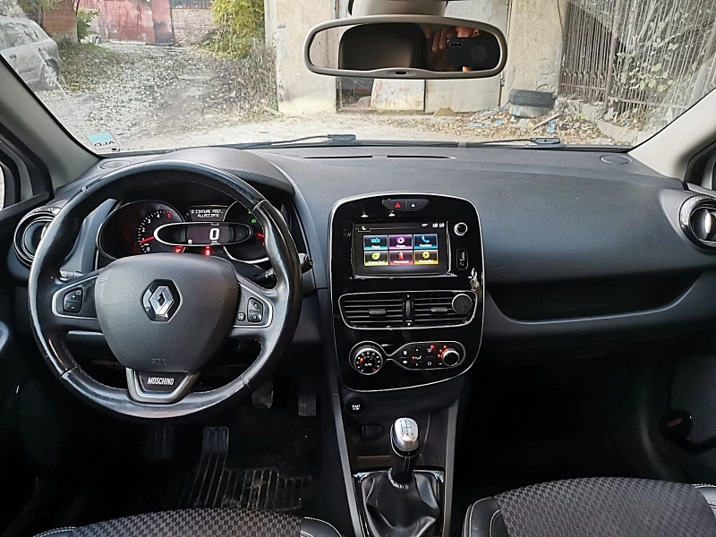Renault Clio 1.5dCi, MOSCHINO, снимка 9 - Автомобили и джипове - 52081422