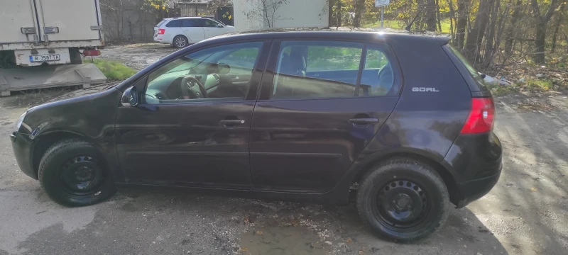 VW Golf, снимка 4 - Автомобили и джипове - 52562604