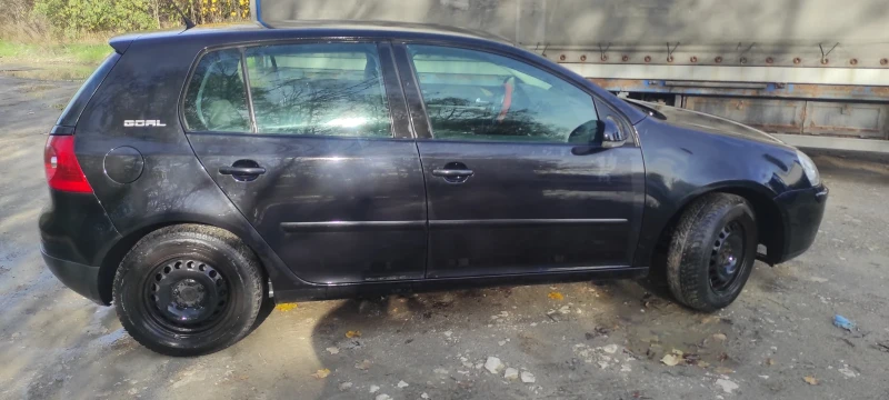 VW Golf, снимка 2 - Автомобили и джипове - 52562604