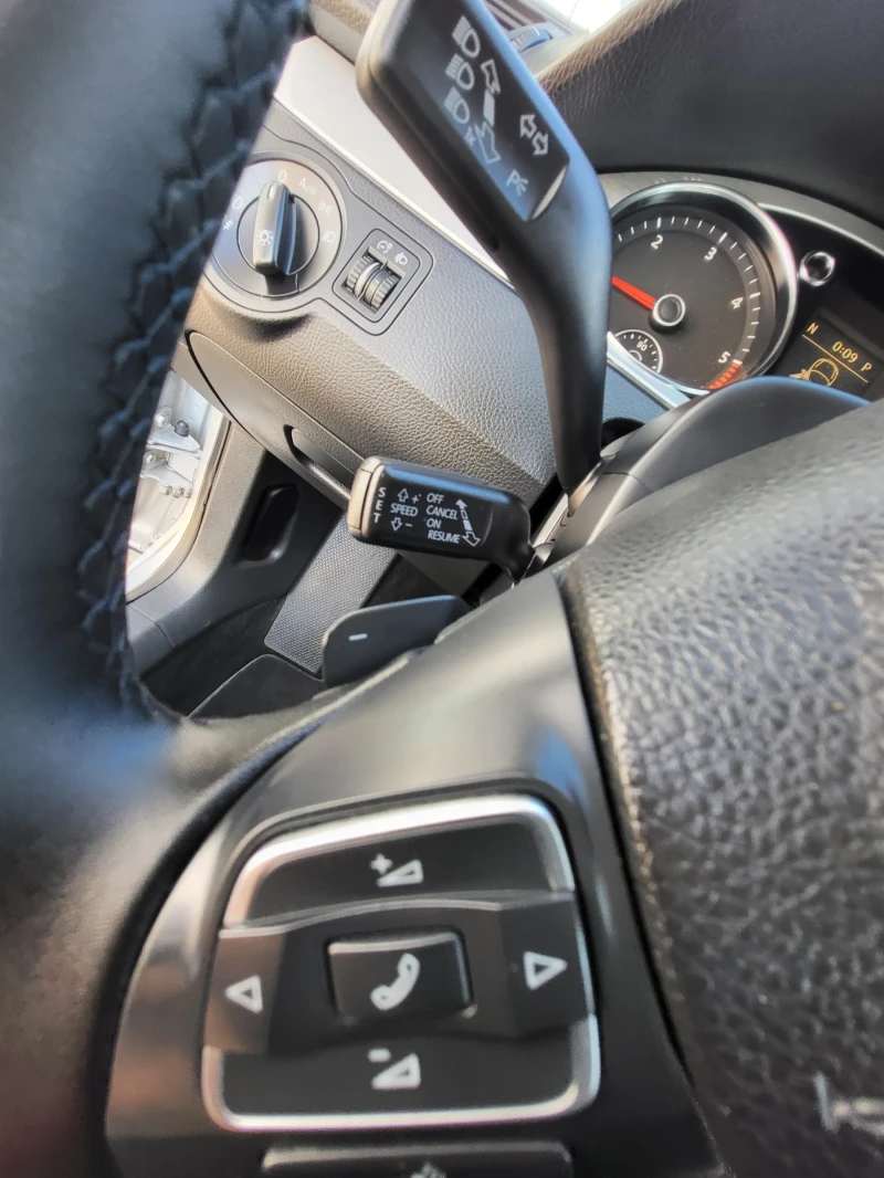 VW Passat Highline, снимка 11 - Автомобили и джипове - 52791173