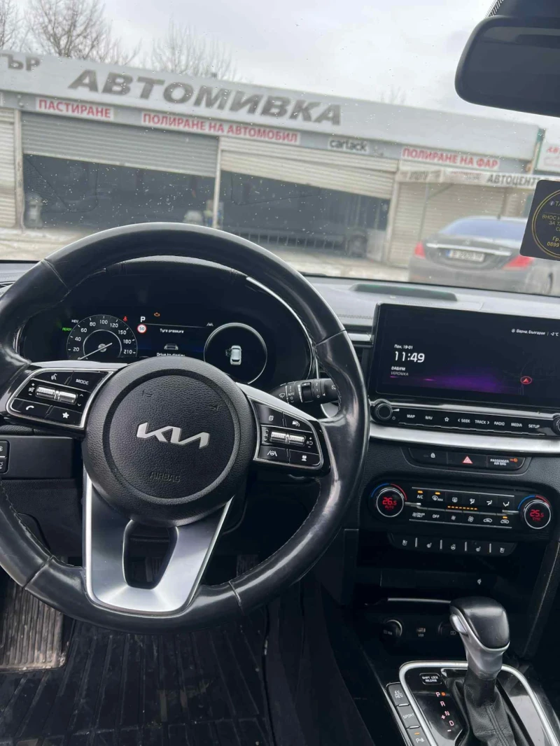 Kia Ceed 1.6i, снимка 2 - Автомобили и джипове - 53155594