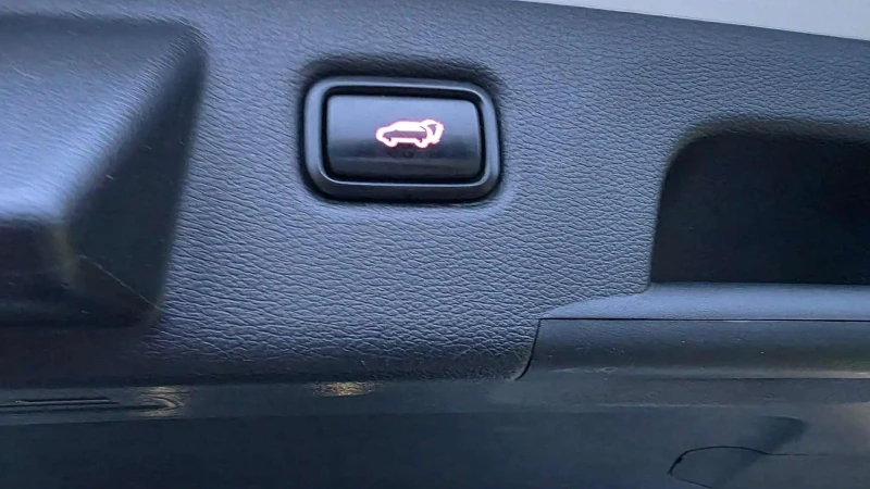 Kia Ceed 1.6i, снимка 12 - Автомобили и джипове - 53155594