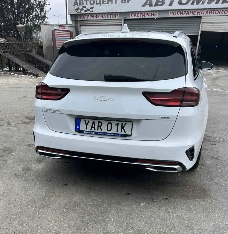 Kia Ceed 1.6i, снимка 7 - Автомобили и джипове - 53155594