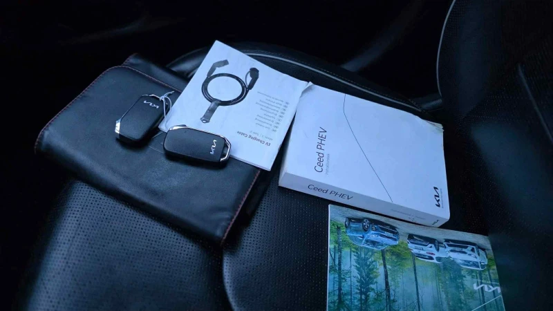 Kia Ceed 1.6i, снимка 9 - Автомобили и джипове - 53155594