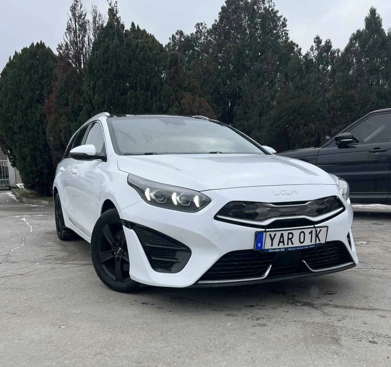 Kia Ceed 1.6i, снимка 6 - Автомобили и джипове - 53155594
