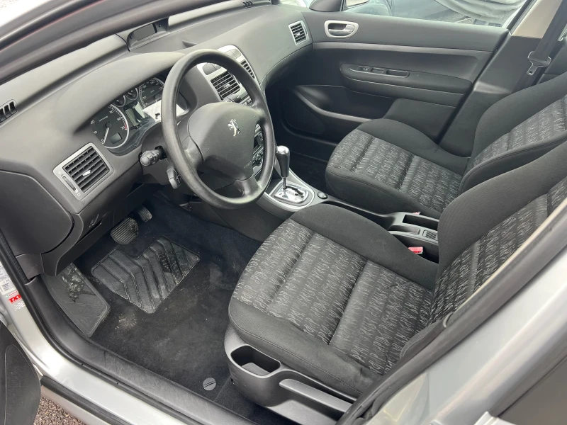 Peugeot 307 2.0i AVTOMAT, снимка 7 - Автомобили и джипове - 53220342