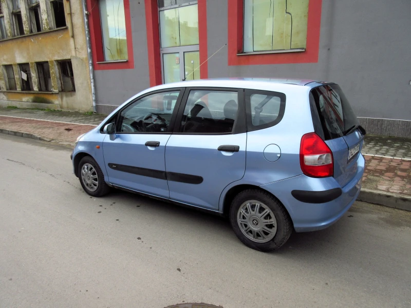 Honda Jazz 1.4i, снимка 8 - Автомобили и джипове - 53392235
